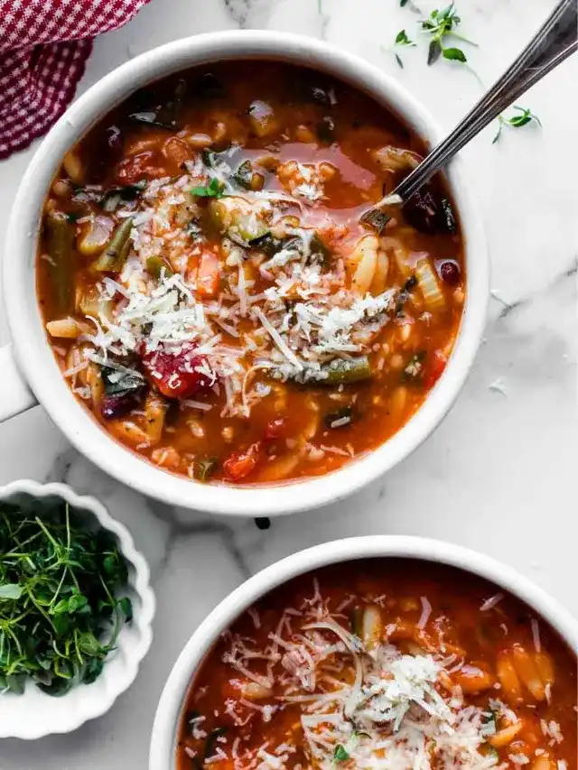 7 Warm Vegetarian Soups To Make This Winter